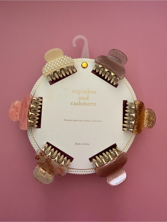 cupcakes & cashmere Accessories - NWT cupcakes & cashmere Pink and Gold Petite Hair Claw Clip Set
